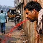 पढ़ाई से ज्यादा गुटखा खाने पर खर्च करते हैं लोग