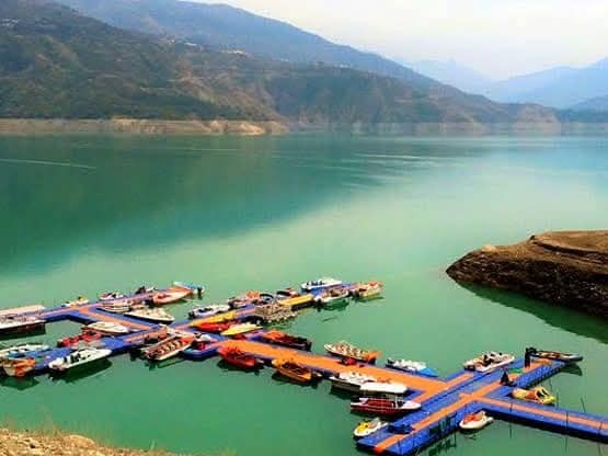 ये टिहरी झील के नजारे हैं किसी मालद्वीप से काम नहीं