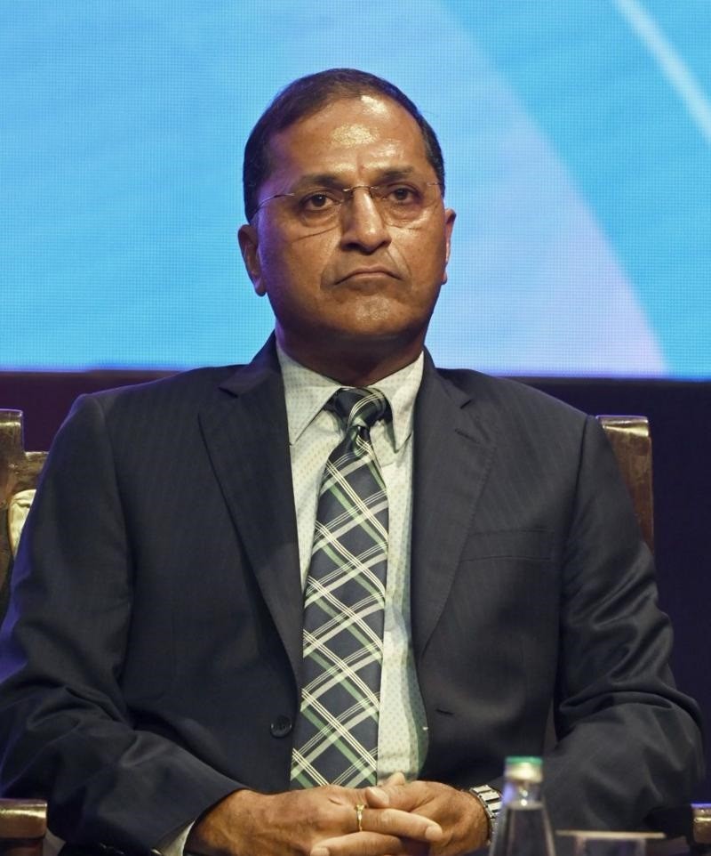 अरुण गोयल ने क्यों दिया इस्तीफा? जानिए अंदर की बात